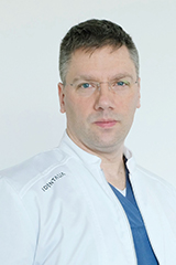 Leonard Bergovec, docteur en chirurgie dentaire